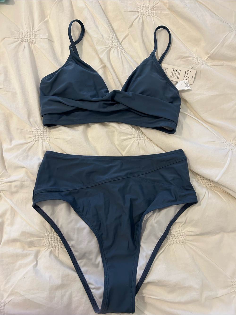 Cupshe Navy Blue Twist-Front Bikini Set